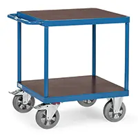 Chariots à table